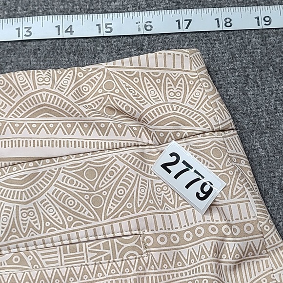 Zenergy by Chico's Beige Geometric Print Mini Skirt Size 2 US 12 - Picture 8 of 8